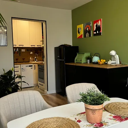 The Master And Margarita Centre Apartman Burgasz